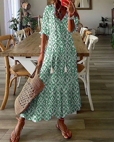AVA – ELEGANTNÍ ŠATY S PŘILÉHAVÝM STŘIHEM