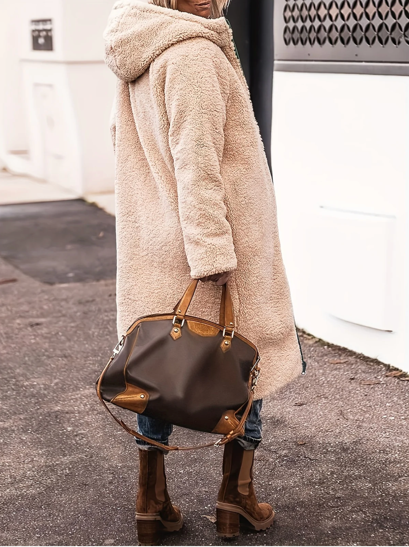 ARAVENA - DVOJITÁ PARKA